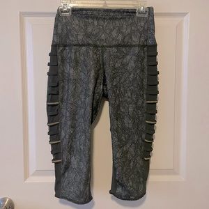 Lululemon Breezy Crop Leggings
